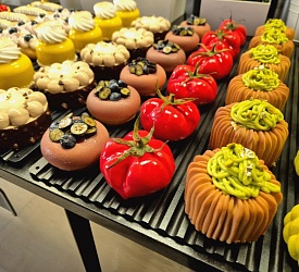 Москва. Кондитерская витрина. 3 дня Москва. Кондитерская витрина. 3 дня