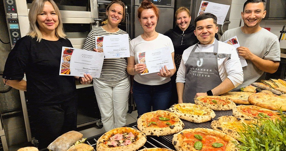 Москва. Неаполитанская пицца, сендвичи и гастрономические пироги. 2 дня